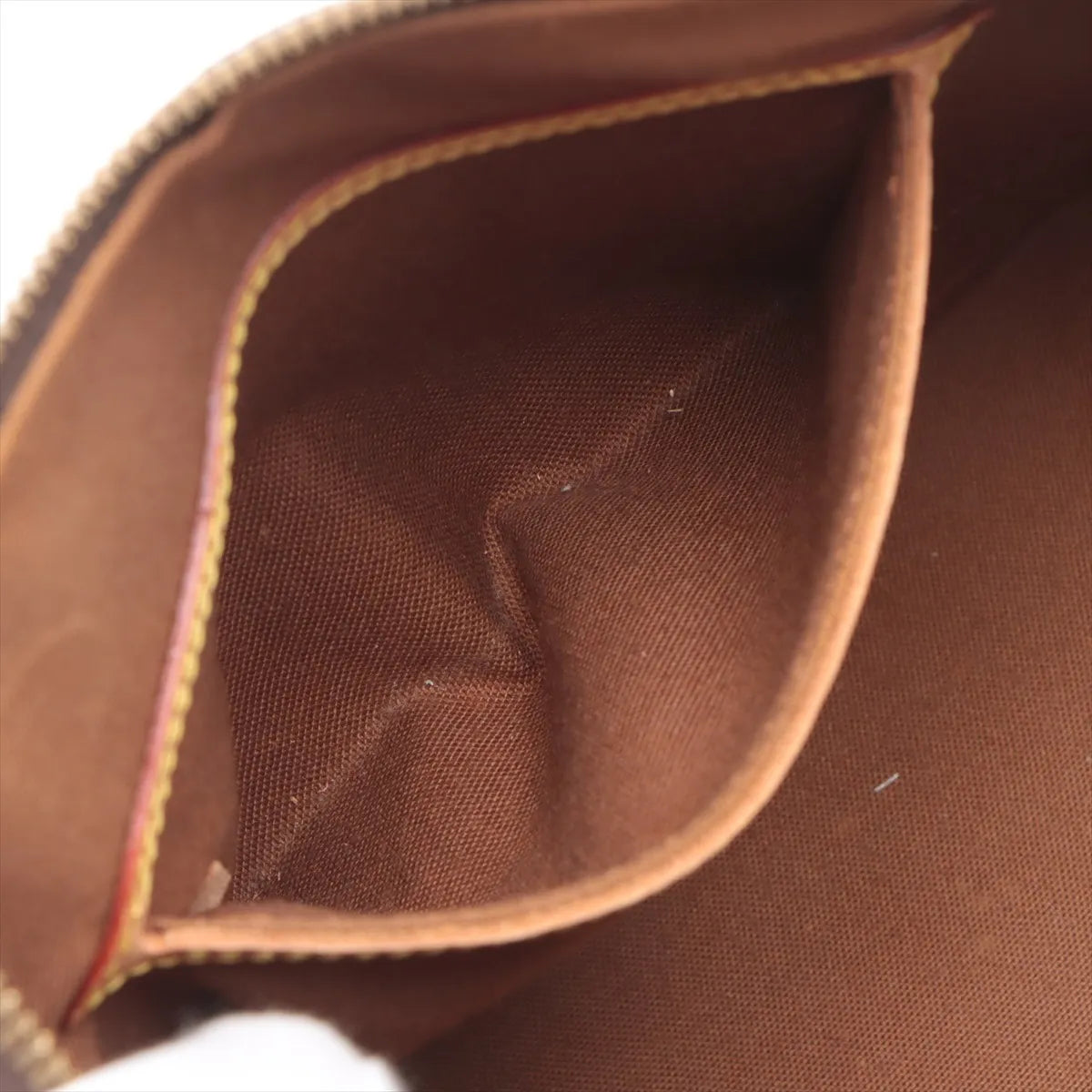 ALMA MONOGRAM MM